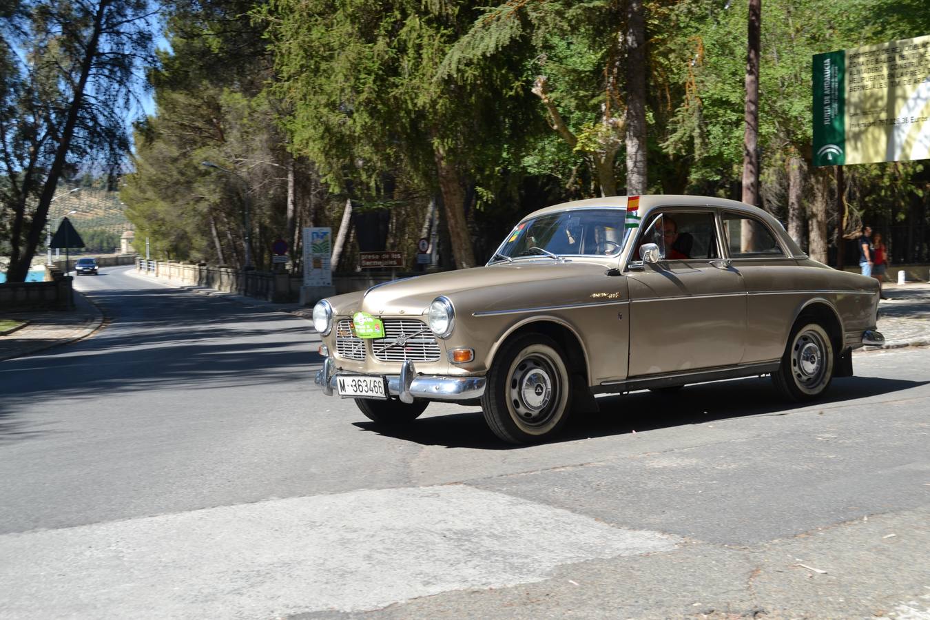 III concentración de coches clásicos en Cacín
