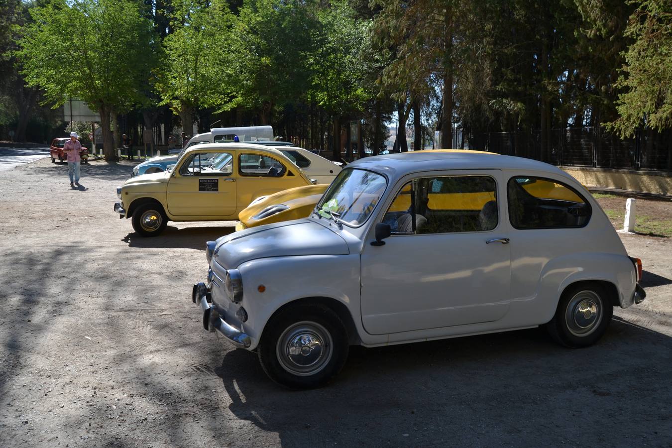 III concentración de coches clásicos en Cacín