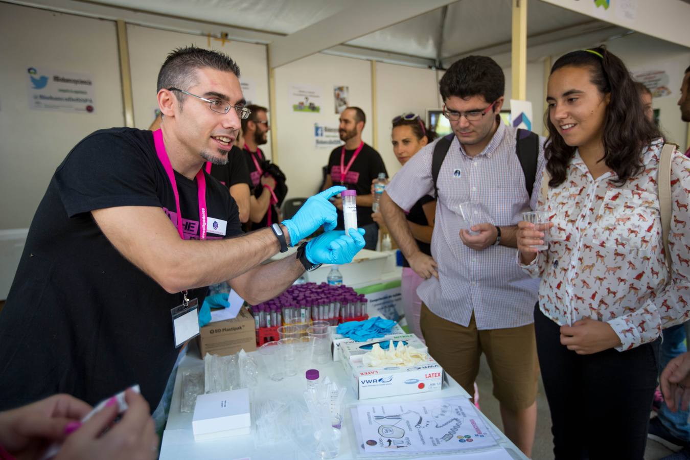 La ciencia sale del laboratorio y entra en el Salón