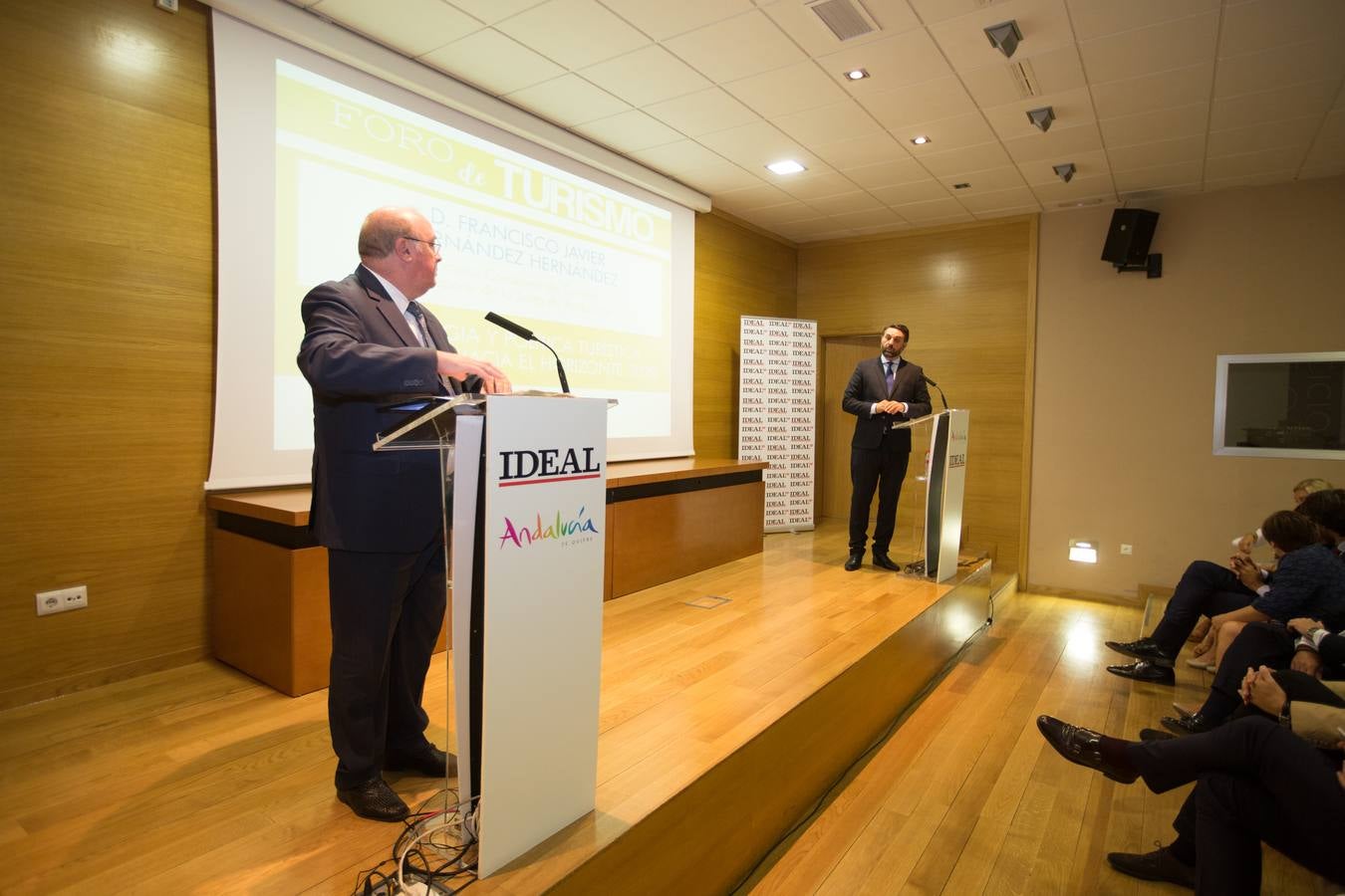 Foro de Turismo de IDEAL (1)