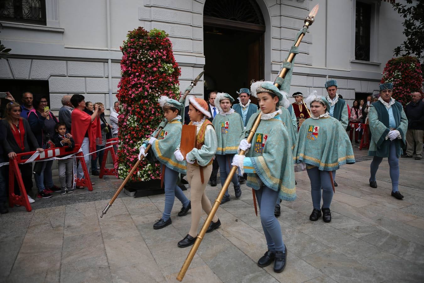 Granada celebra el día de la Fiesta Nacional de España