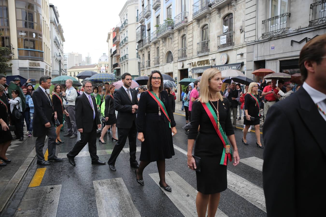 Granada celebra el día de la Fiesta Nacional de España