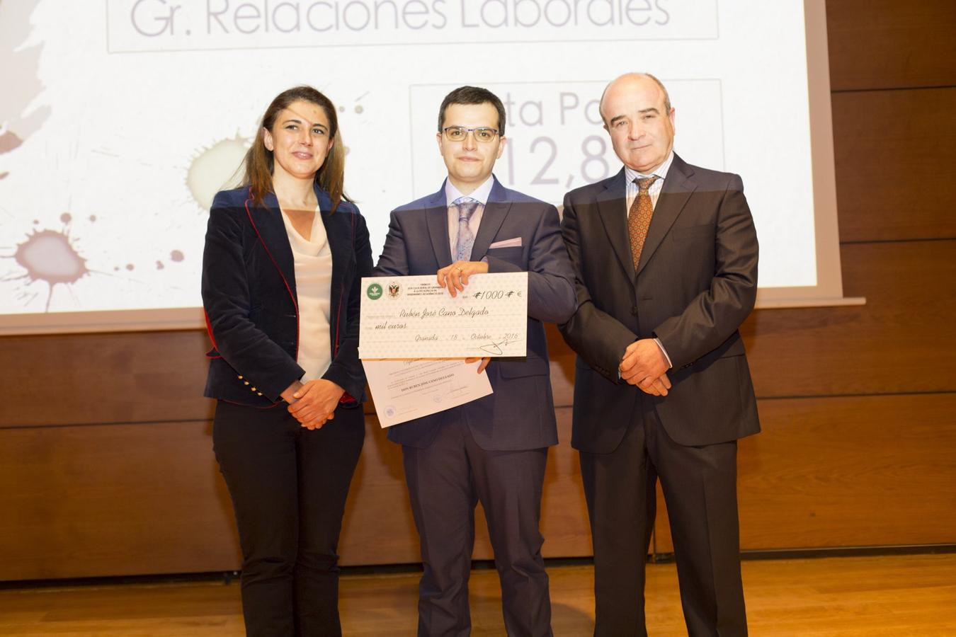 La Caja Rural y la UGR premian el talento y la excelencia académica
