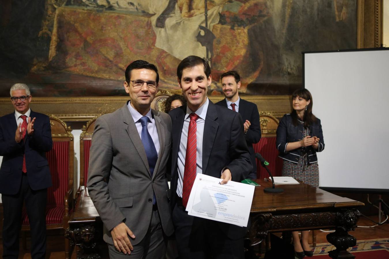 La UGR entrega los premios del VI Concurso de Emprendimiento Universitario 2016