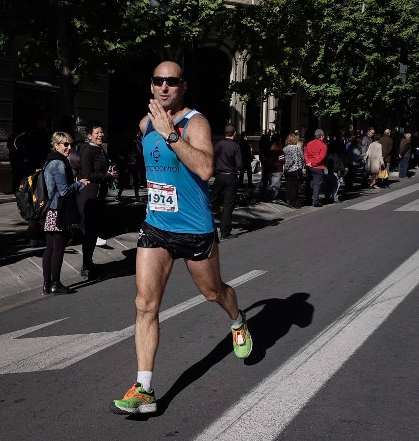 Miles de participantes en la Media Maratón de Granada