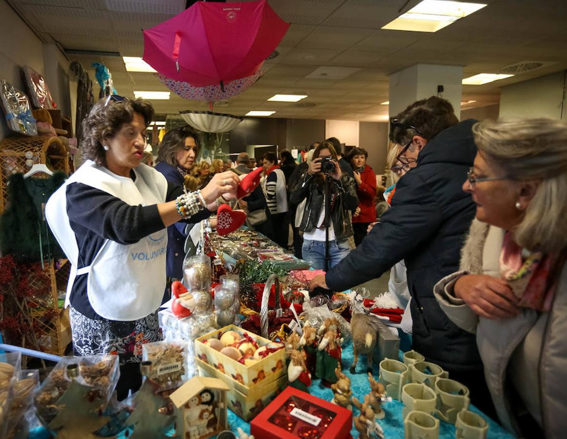 Echando un capote a quien lo necesita