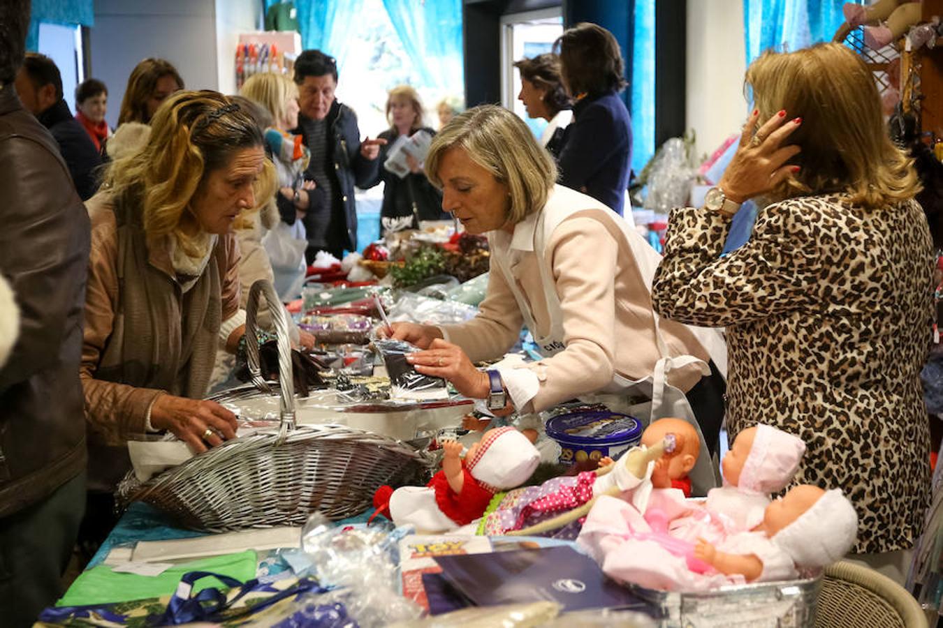 Echando un capote a quien lo necesita