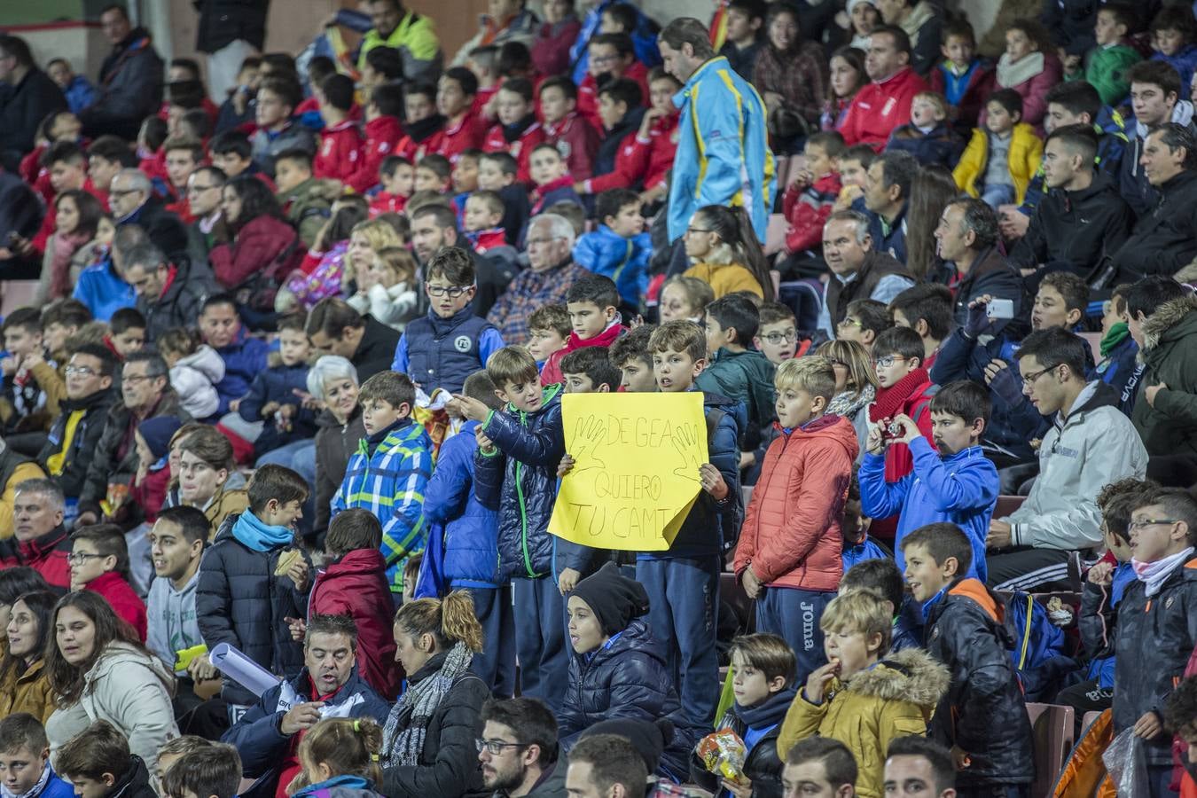 Ambiente de partido para un entrenamiento de &#039;La Roja&#039;