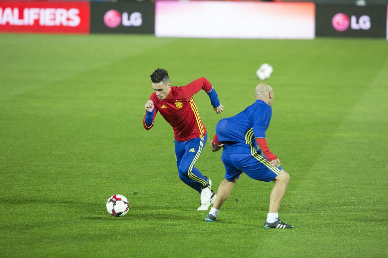 Ambiente de partido para un entrenamiento de &#039;La Roja&#039;