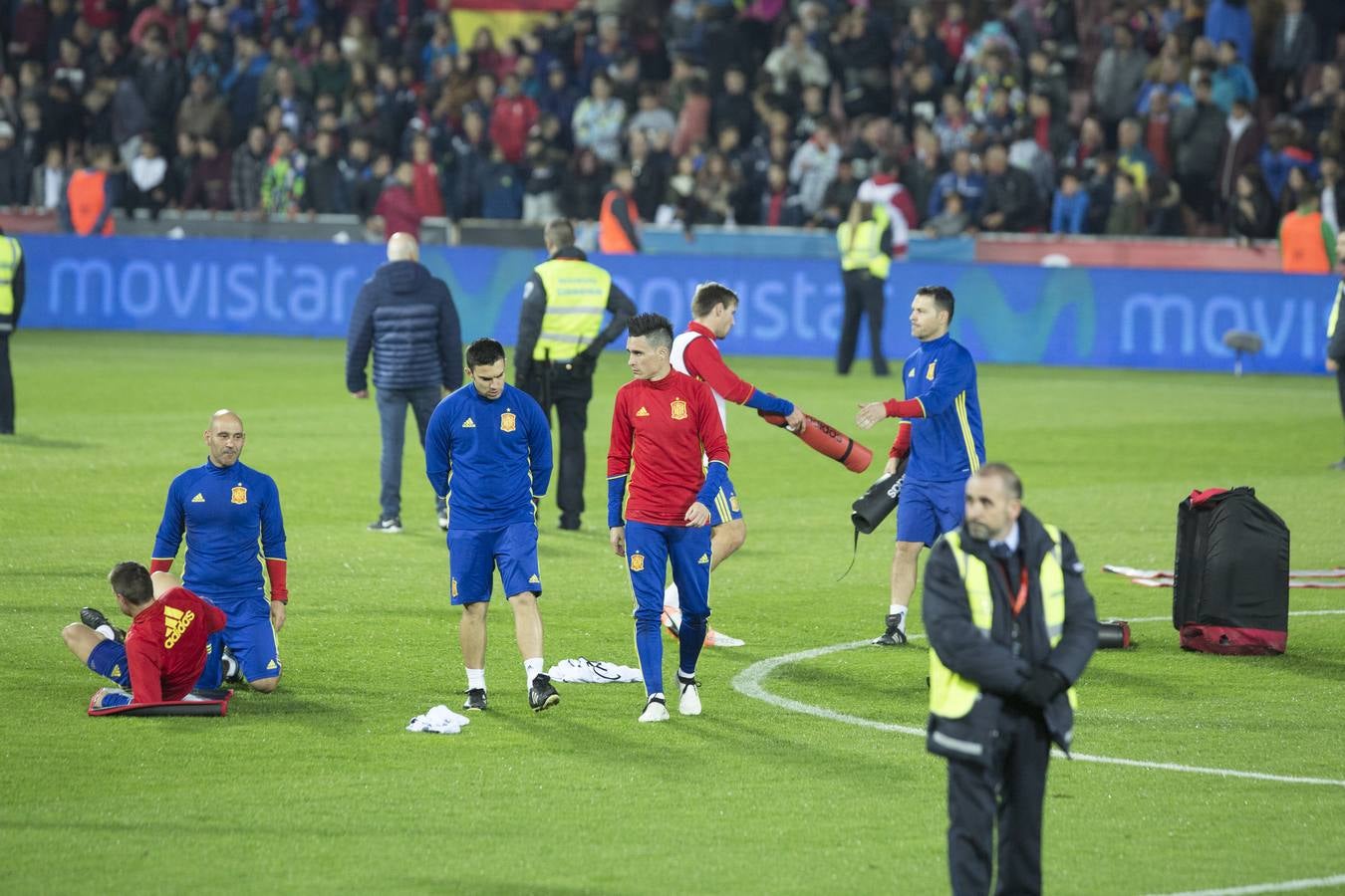 Ambiente de partido para un entrenamiento de &#039;La Roja&#039;