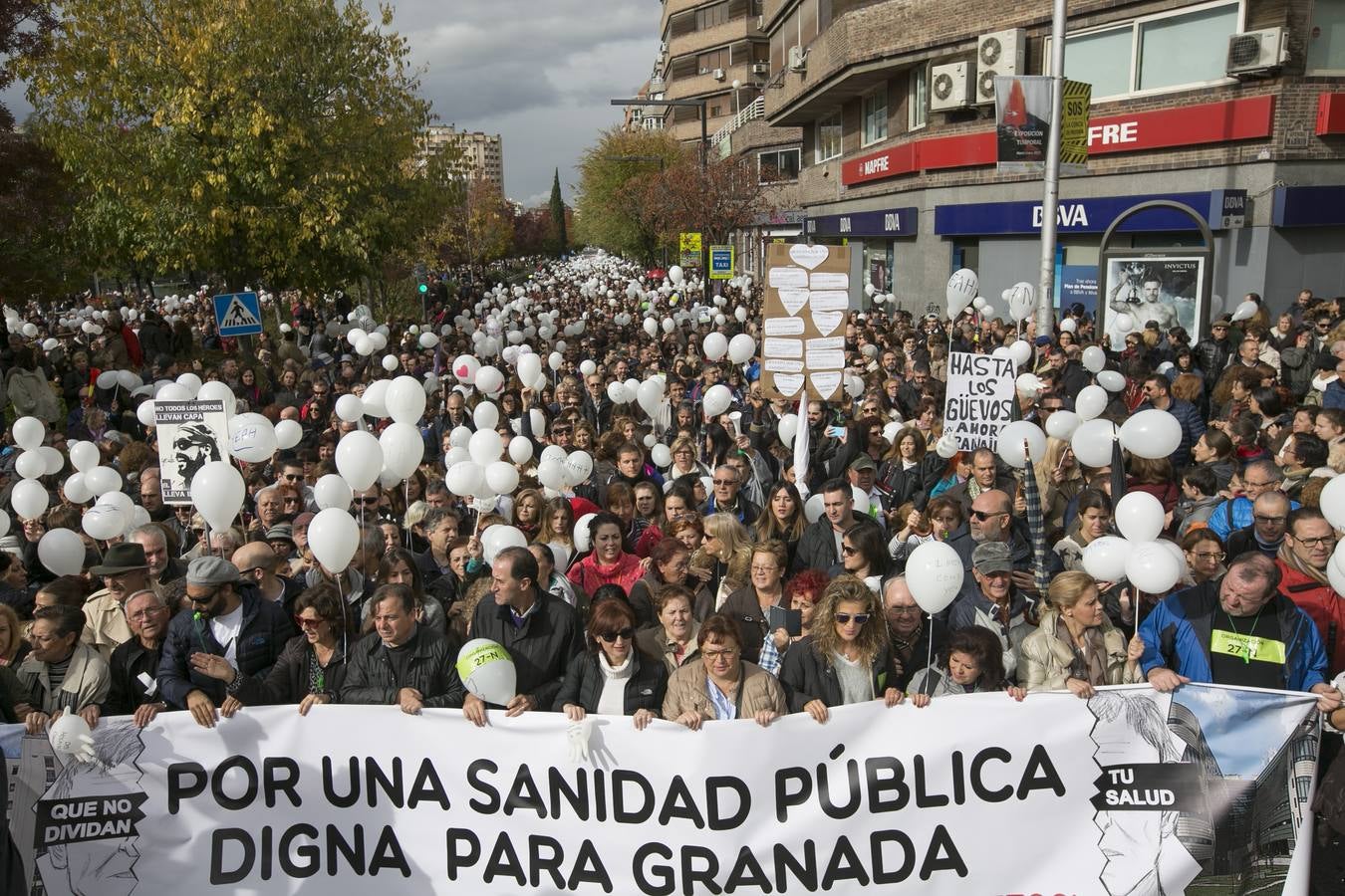 Granada vuelve a gritar para por su sanidad