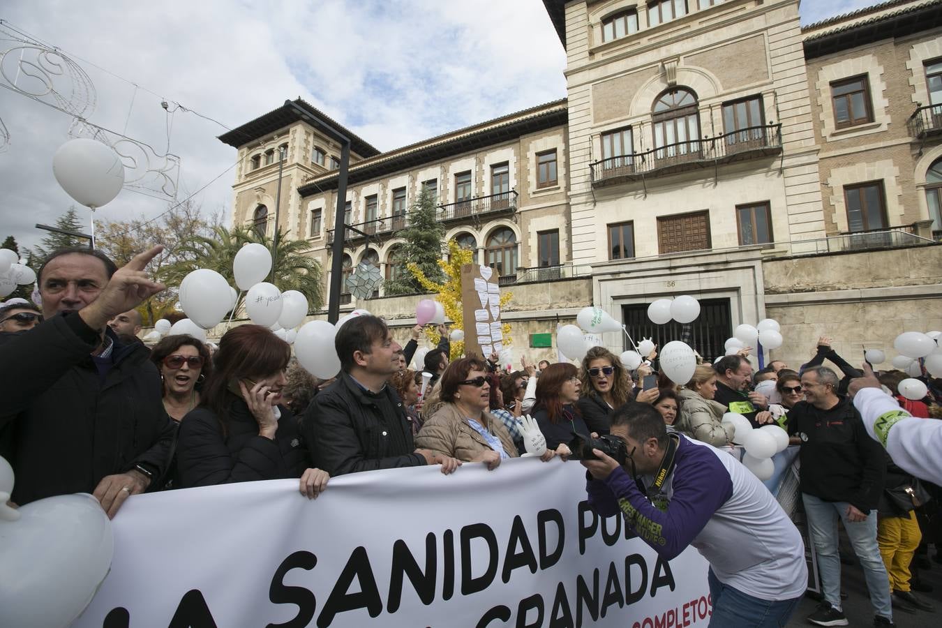 Granada vuelve a gritar para por su sanidad