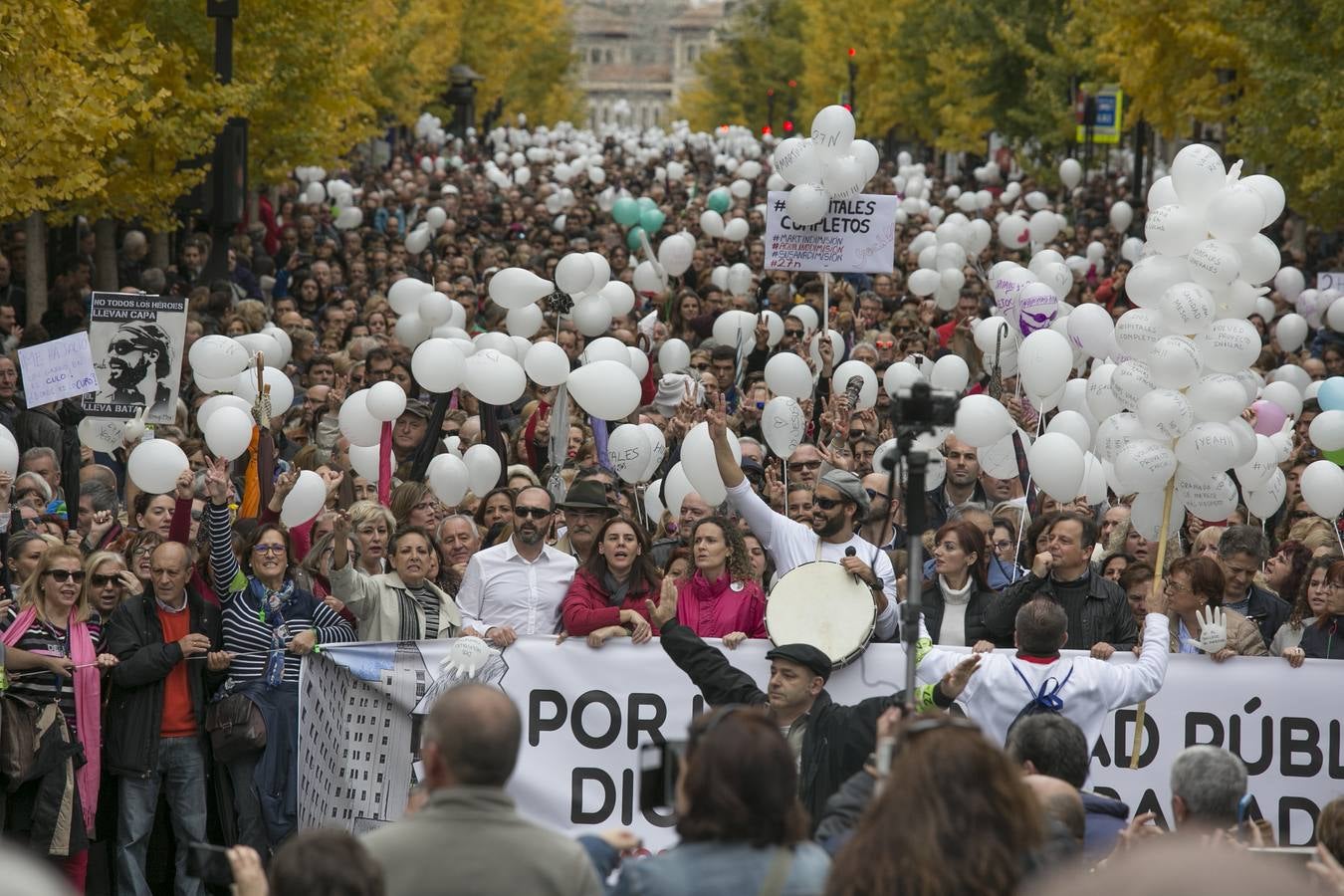 Granada vuelve a gritar para por su sanidad