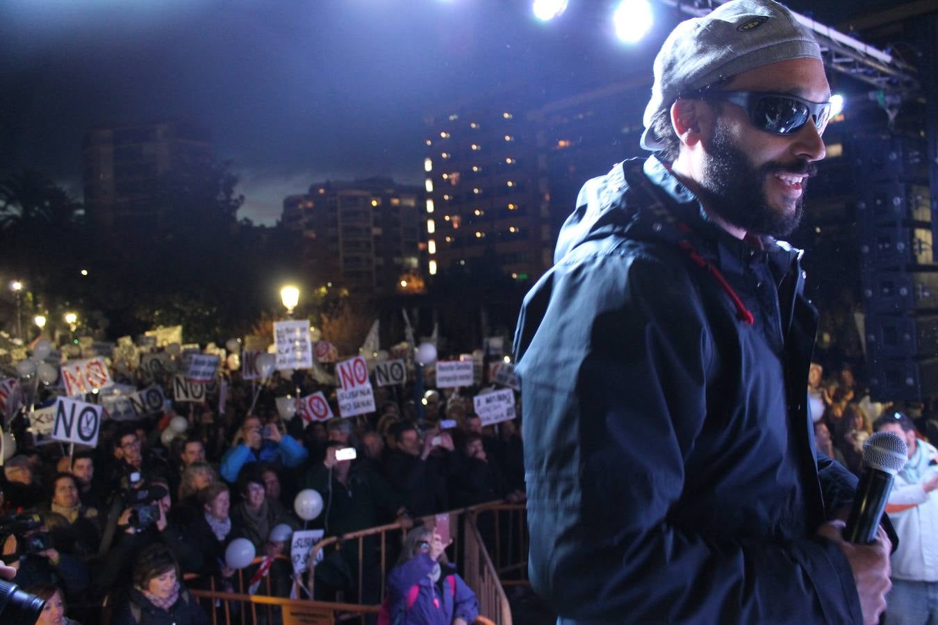 Unas 2.000 personas protestan en Jaén contra el «caos sanitario»