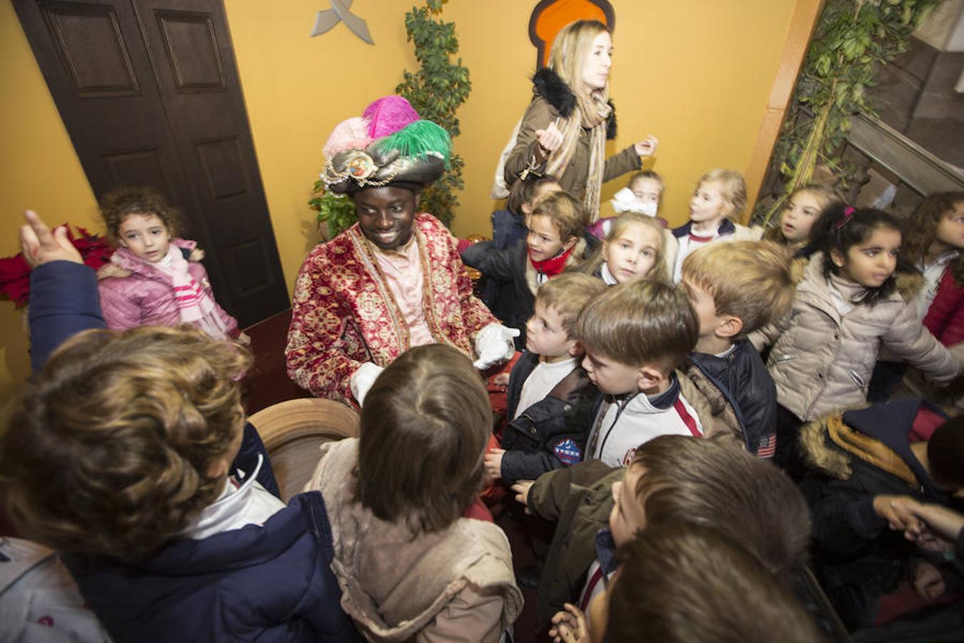 El Cartero Real ya recibe a los niños por Navidad