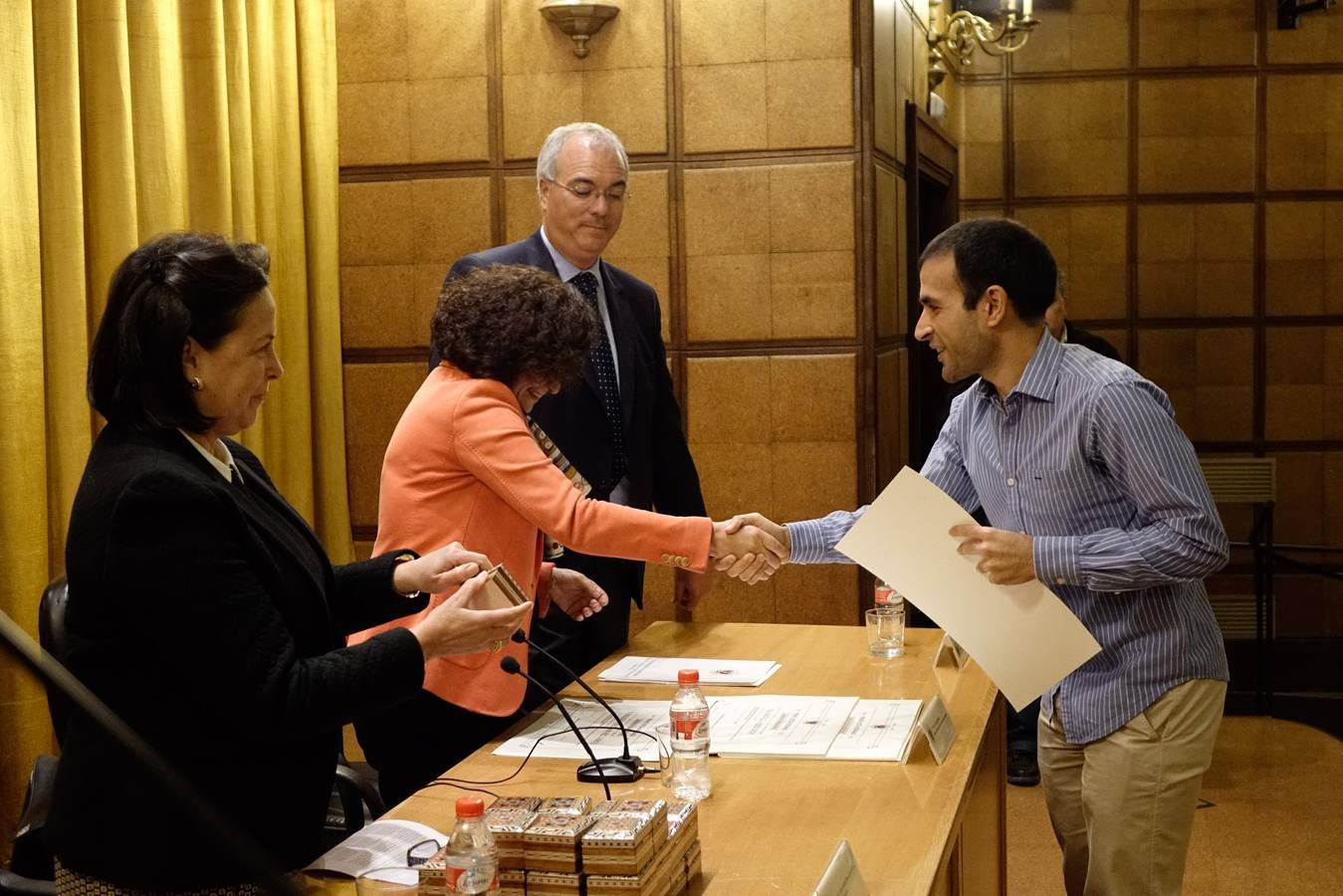 La UGR premia a los autores de las 44 mejores tesis doctorales