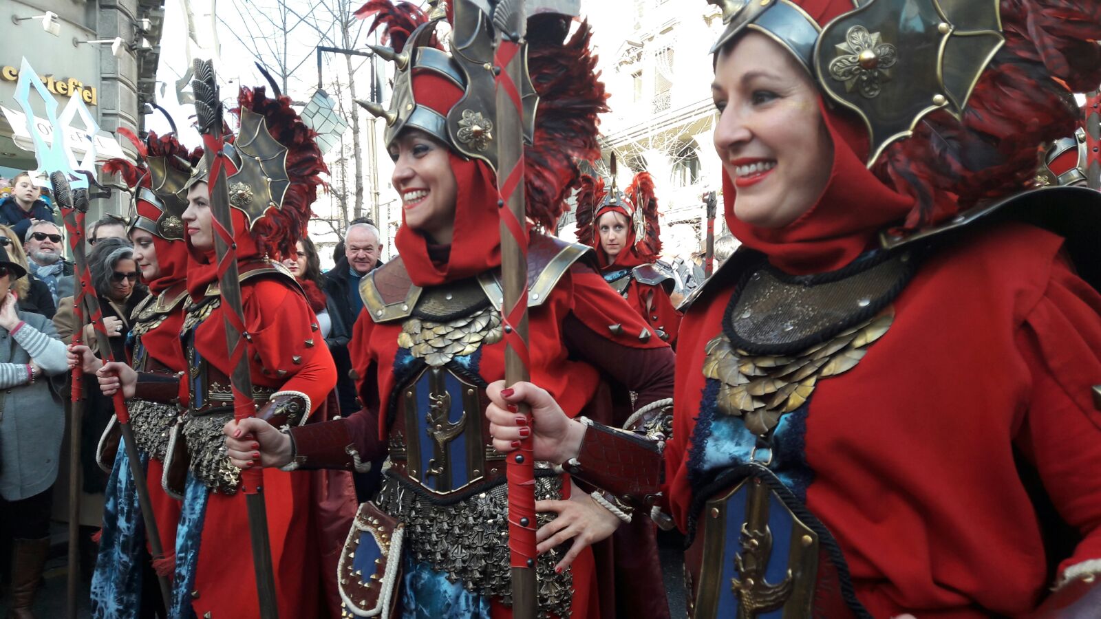 Granada celebra 525 aniversario de La Toma con un cruce de gritos sin incidentes