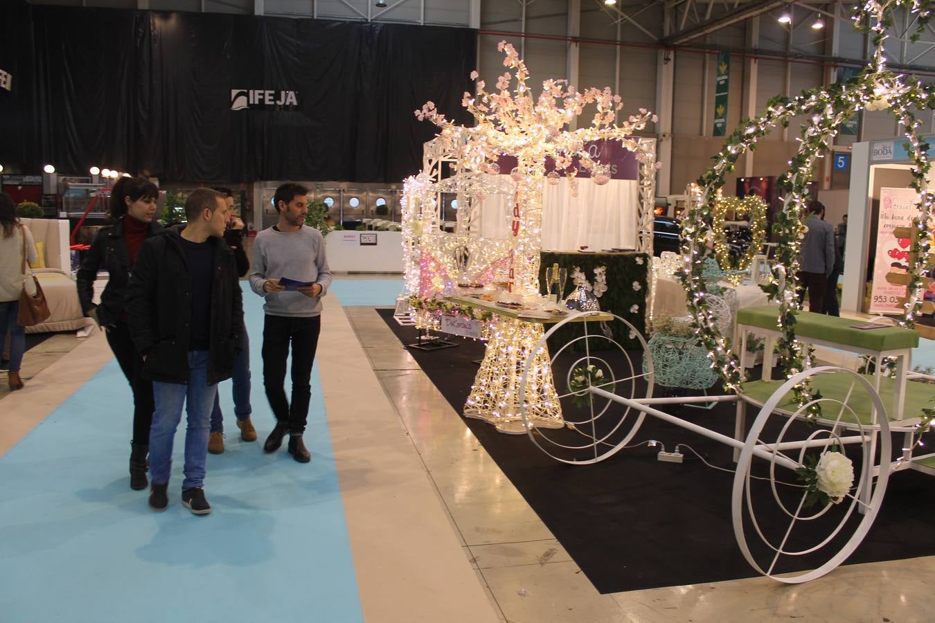 Jaén se viste de boda &#039;arriesgando&#039;