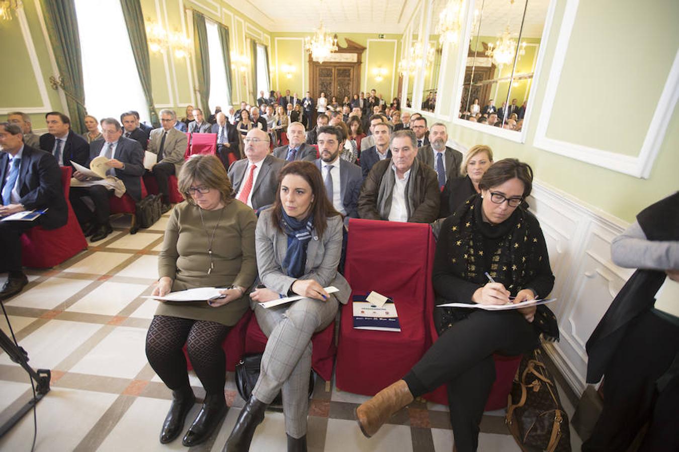 Las instituciones se conjuran en el I Foro Granada-Motril