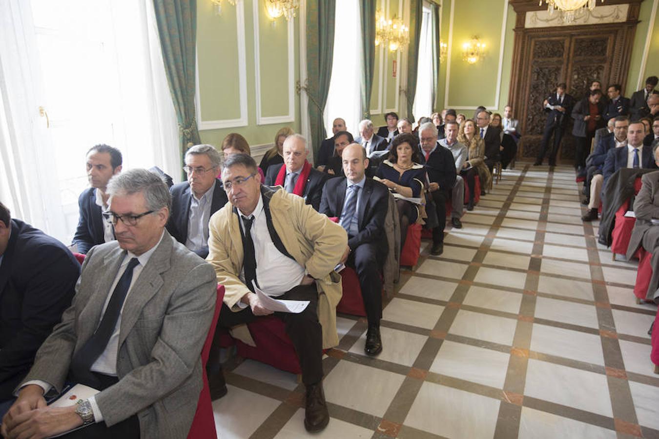 Las instituciones se conjuran en el I Foro Granada-Motril