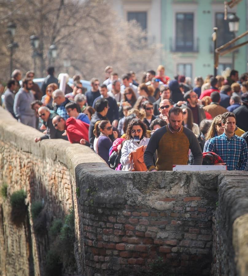 Granada se llena de turistas