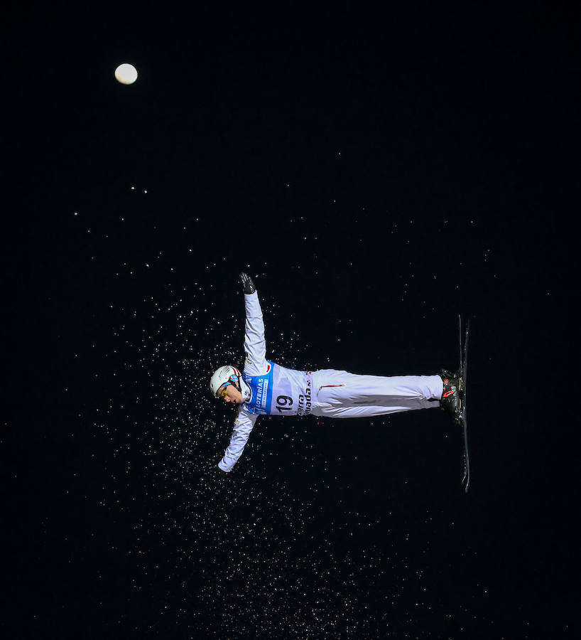 Piruetas increíbles en la noche de Sierra Nevada