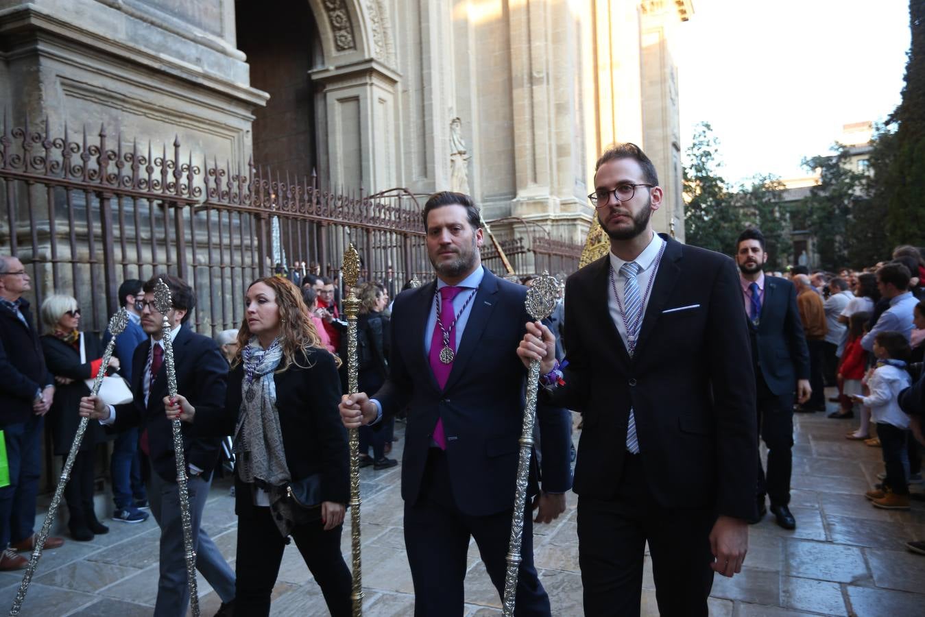 La cofradía del Vía Crucis salió a la calle… y así que pasen cien años más