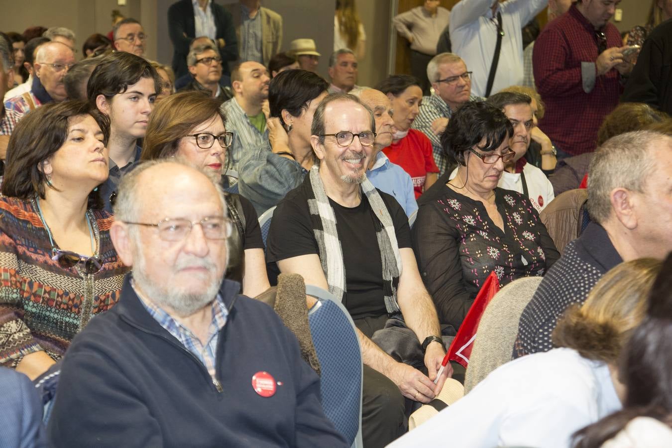 Baño de masas de Pedro Sánchez en Granada