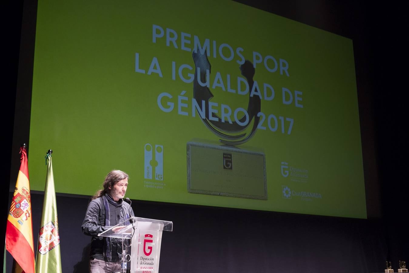 Por una tierra digna y de iguales