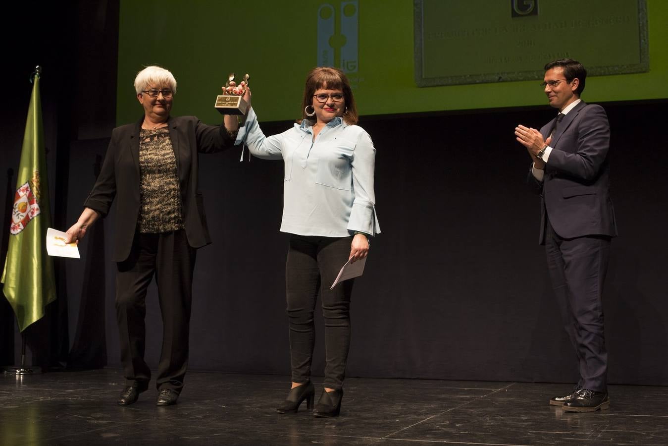 Por una tierra digna y de iguales