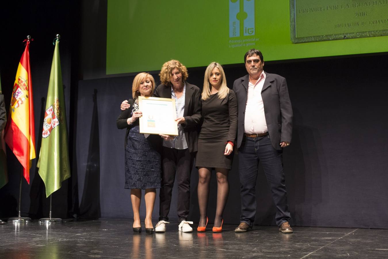 Por una tierra digna y de iguales