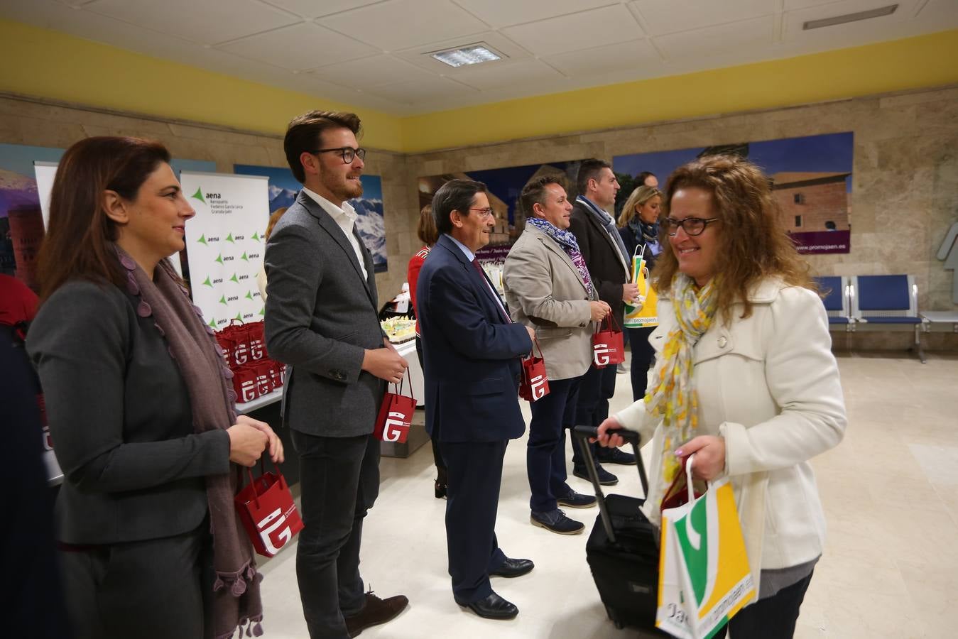 El primer vuelo desde Milán llega a Granada