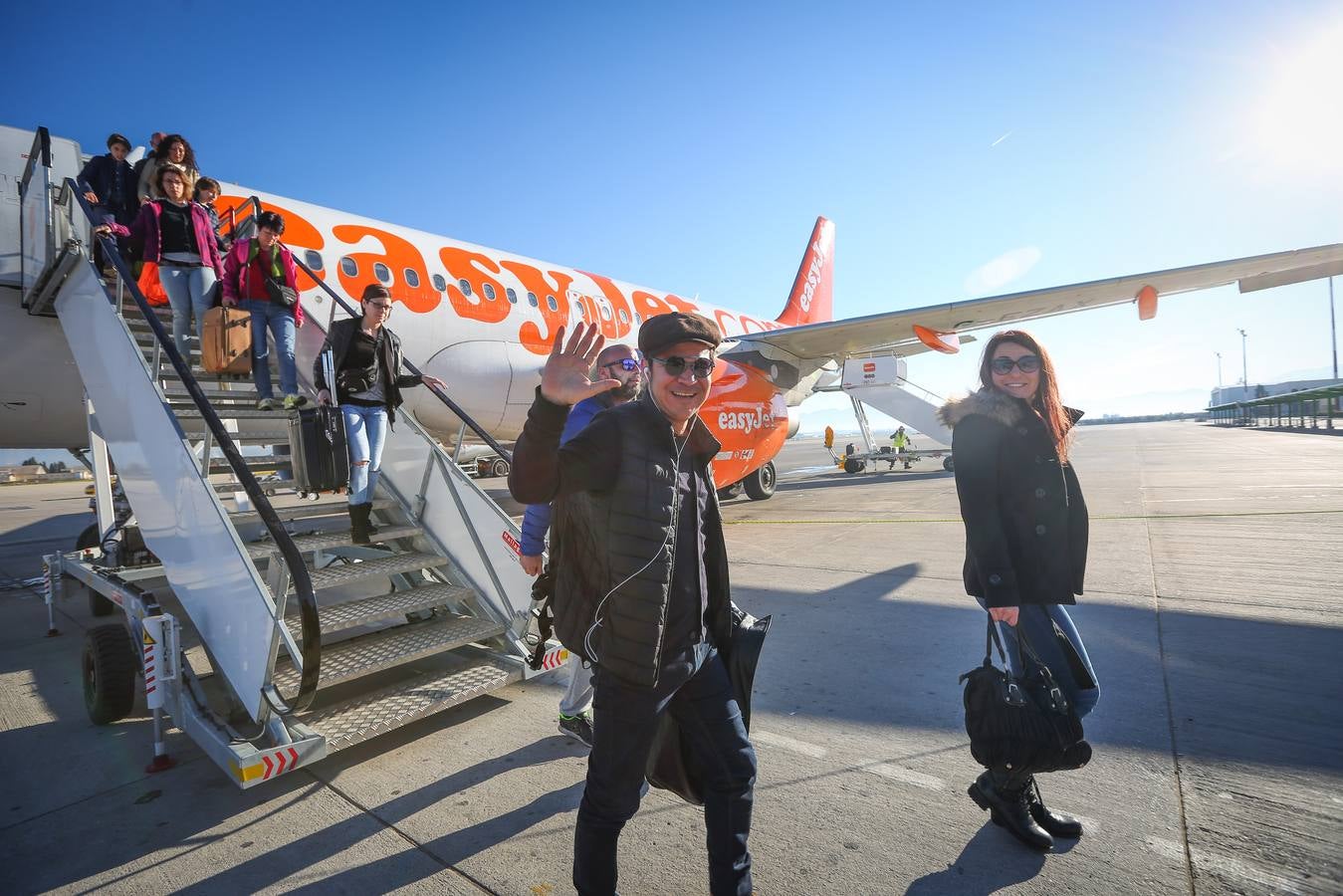 El primer vuelo desde Milán llega a Granada