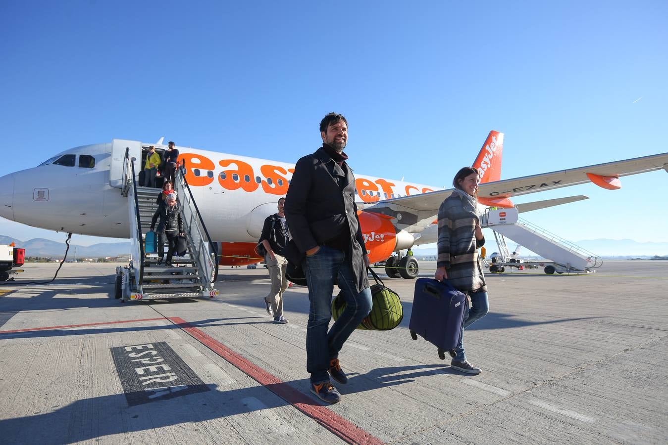 El primer vuelo desde Milán llega a Granada