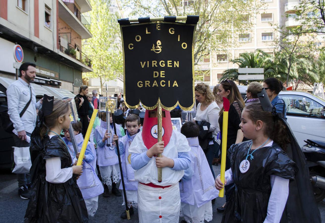 Procesiones con niños en Granada