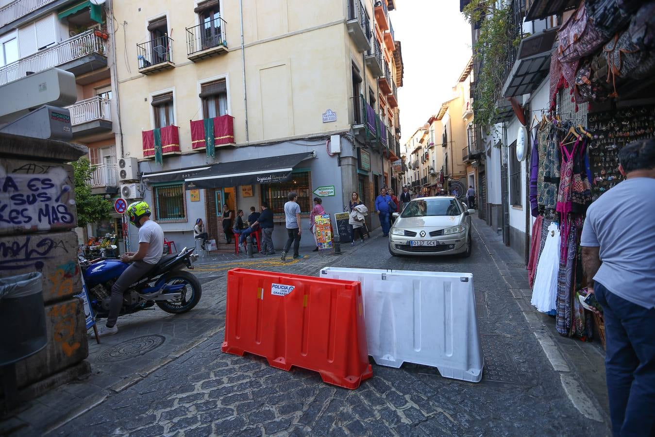 Los Dolores llenó la Carrera del Darro