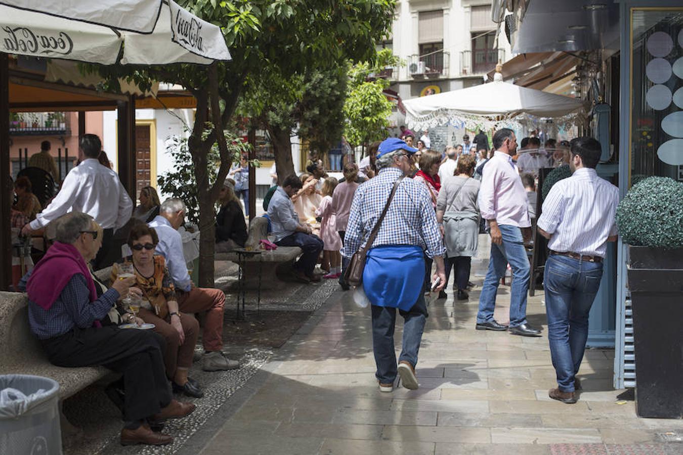 Granada despide una Semana Santa  histórica con el cartel de lleno técnico