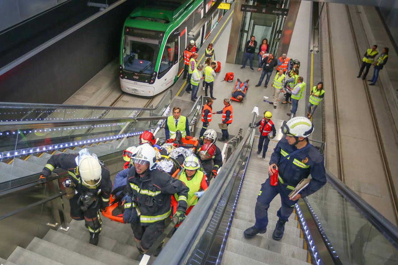 Simulacro de incendio en el metro de Granada