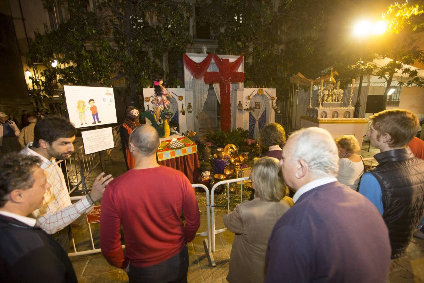 Tercer premio de calles y plazas para la Hermandad del Rosario (plaza Alonso Cano)