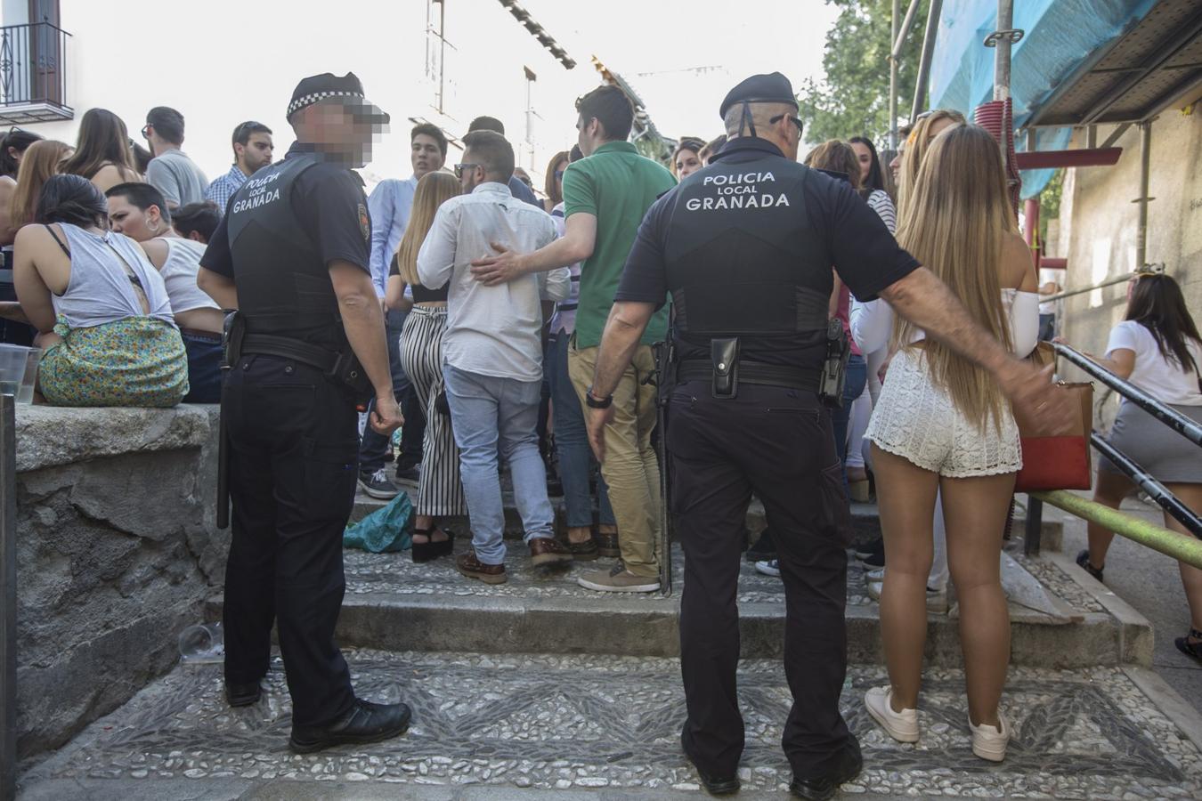 El ambiente en las Cruces de Granada