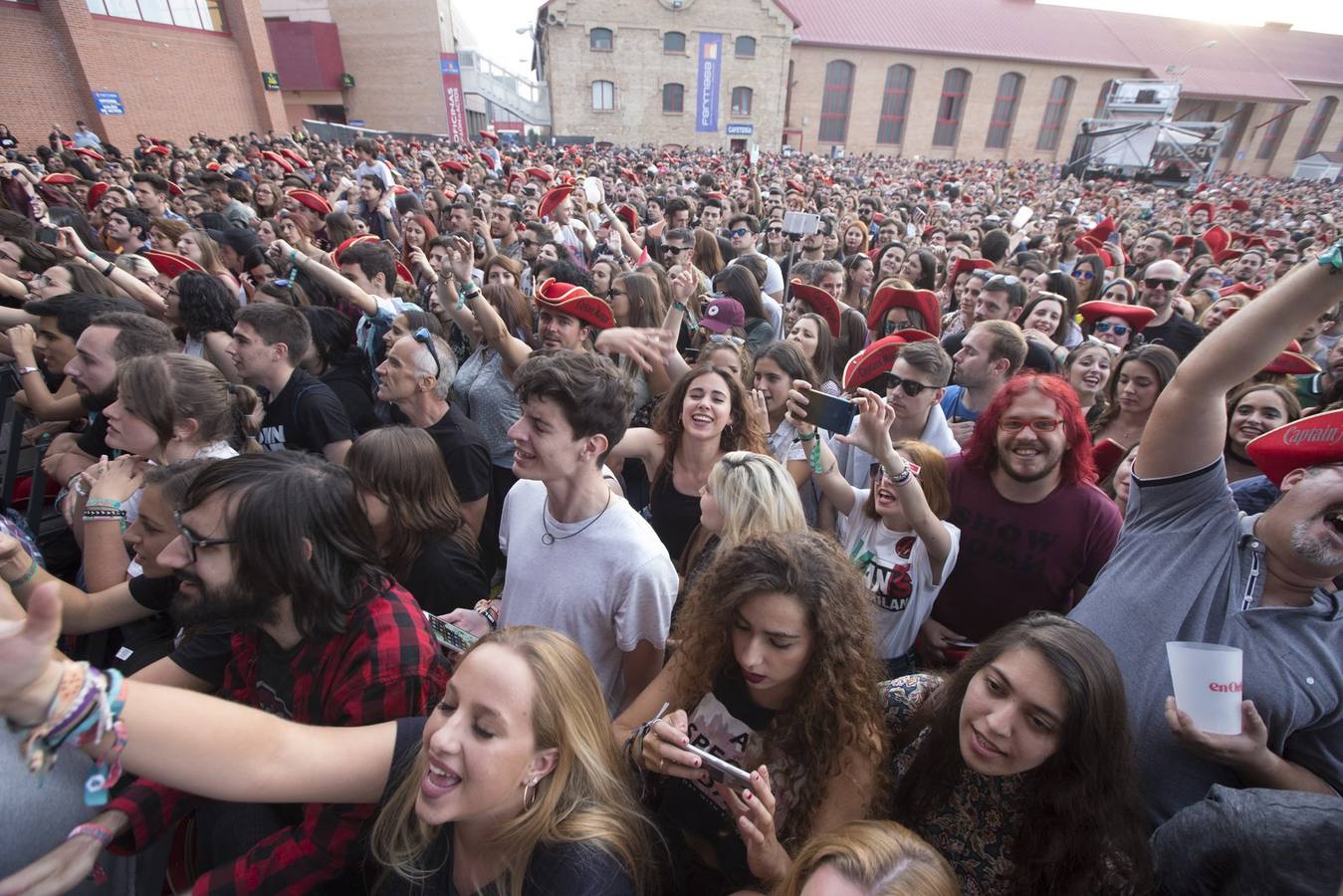 En Órbita, bajo el sol