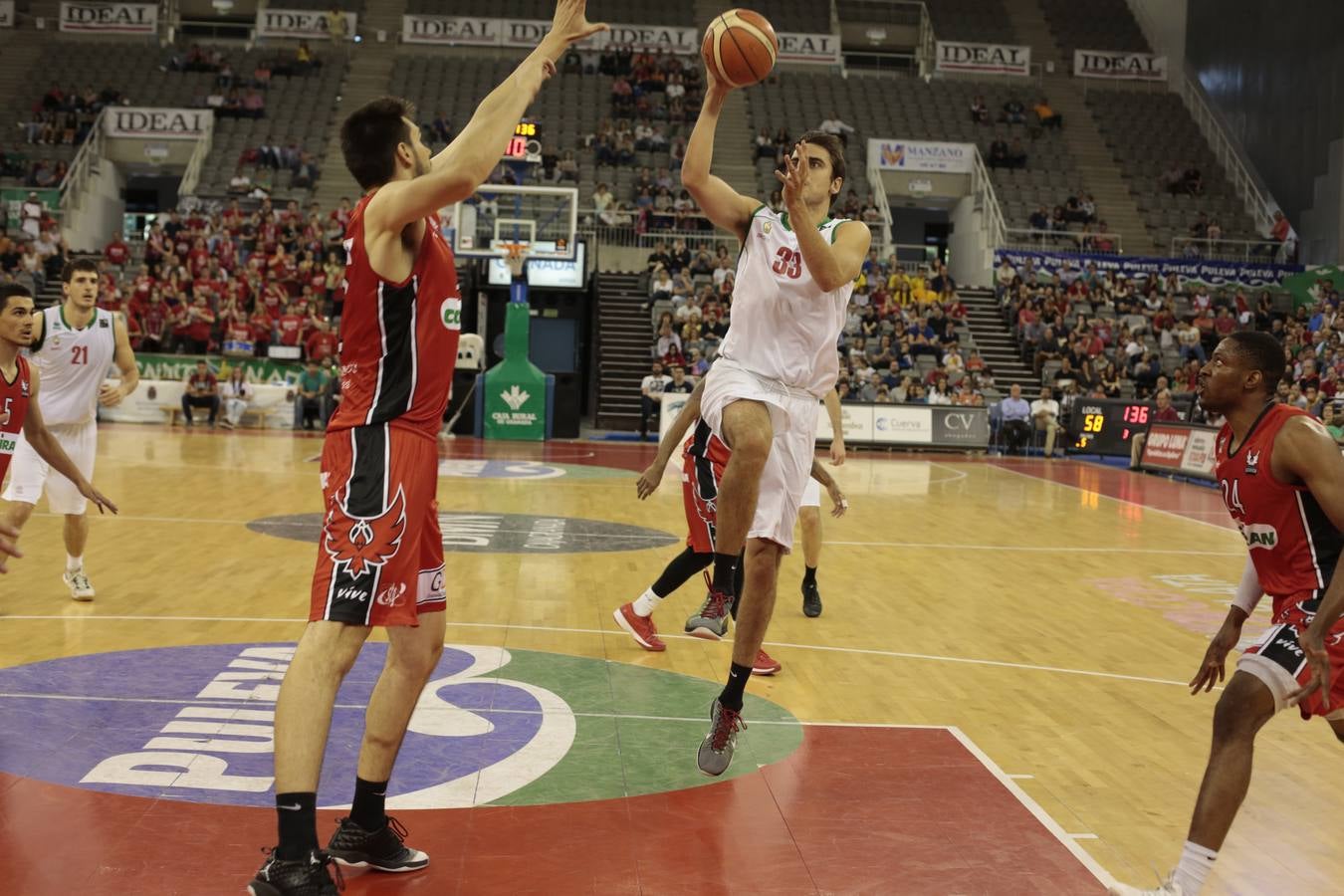 El Covirán cede en el Palacio