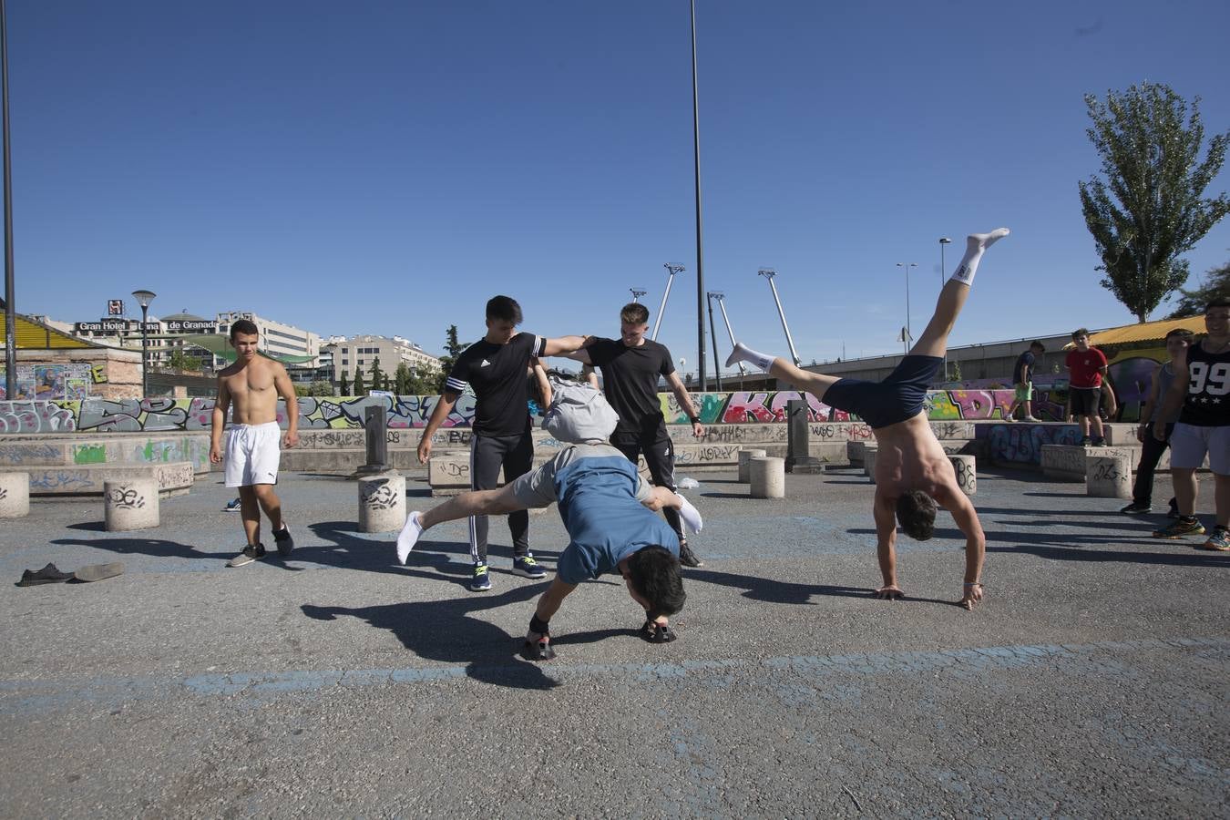 Street Workout, la otra vida del botellódromo