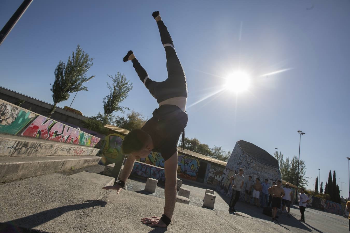 Street Workout, la otra vida del botellódromo