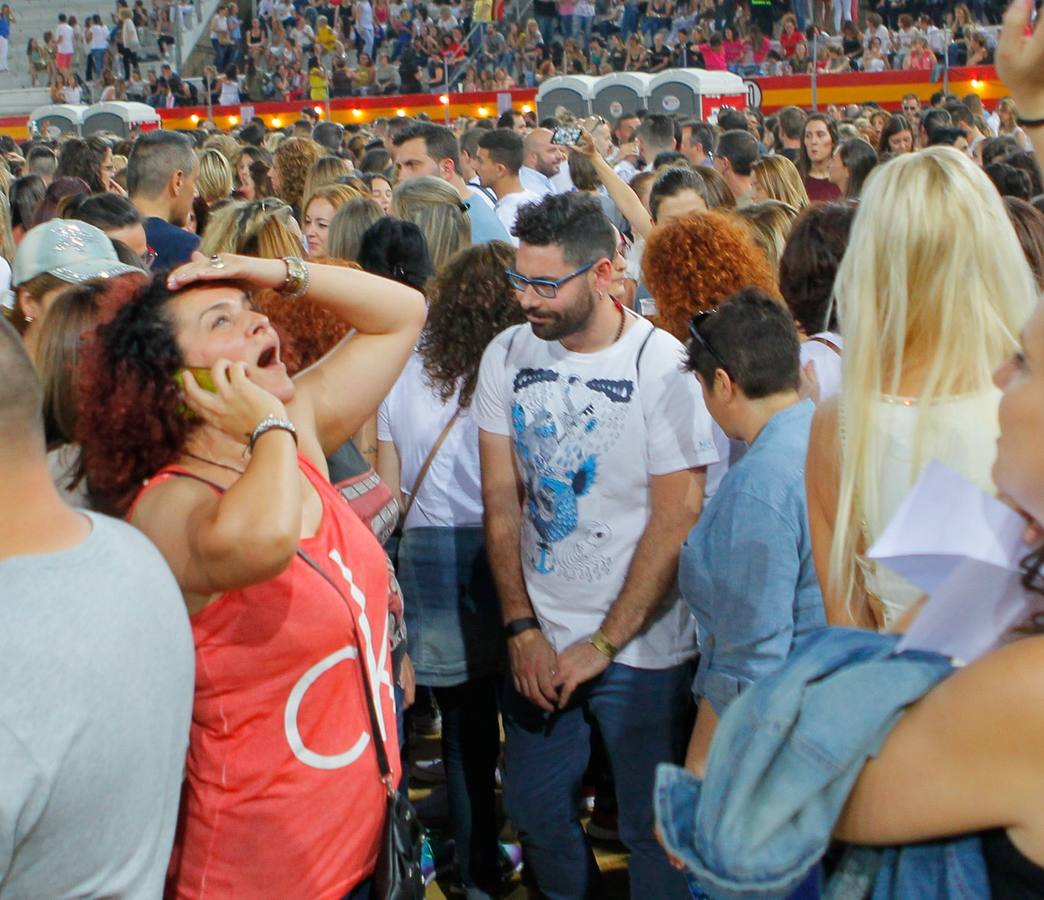 El mejor ambiente en el concierto de Ricky Martin en Granada