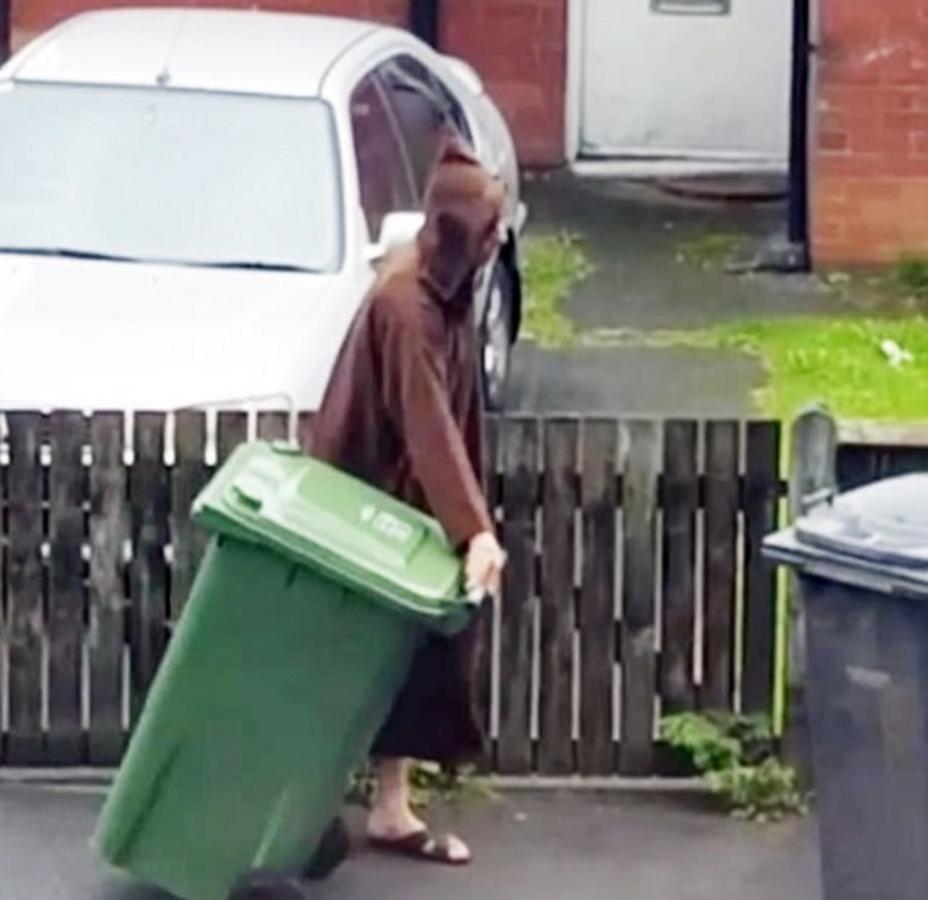 Filtran unas extrañas imágenes del terrorista de Manchester horas antes del atentado