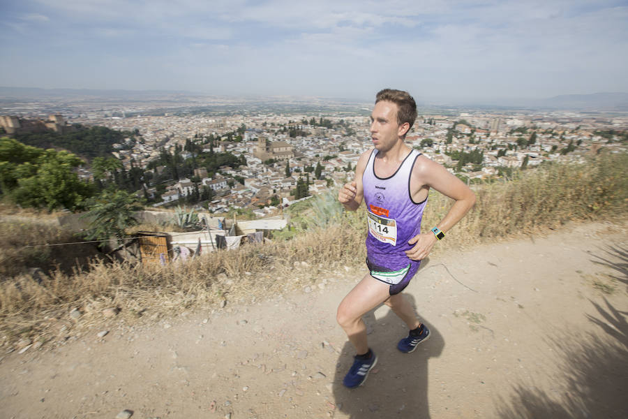 Al lado de la muralla