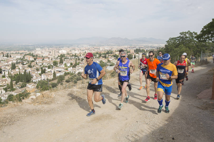 Al lado de la muralla