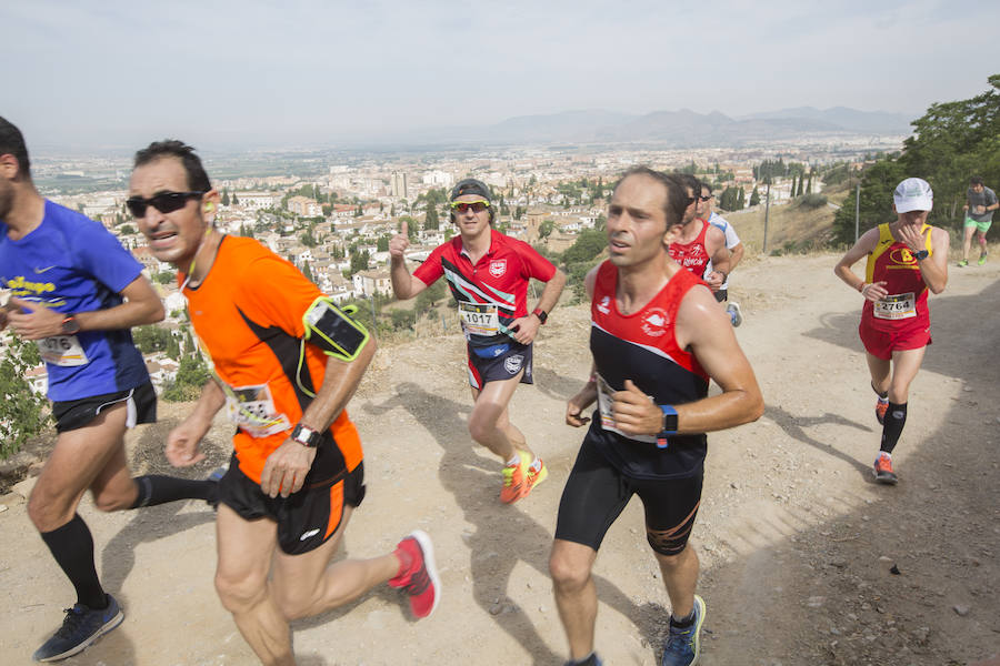 Al lado de la muralla