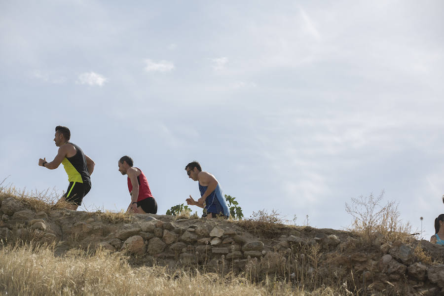 Al lado de la muralla